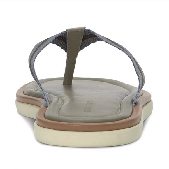 NWT Vince Camuto Casual Surf Sandal (8) "Nelt" Eclipse - Picture 2 of 5